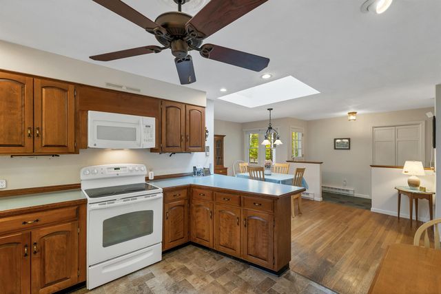 27 Robin Acres Drive, Wolfeboro, NH 03894