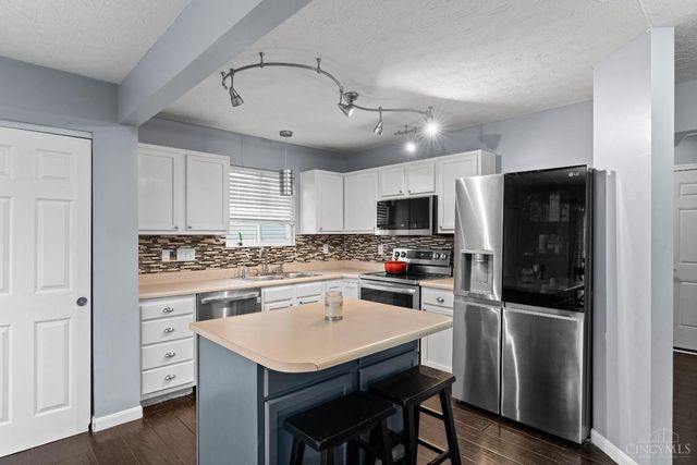 18 Ashwood Place, Pierce Twp, OH 45102