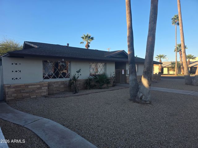 2101 E OSBORN Road, Phoenix, AZ 85016