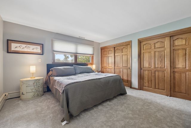 1655 Wagner Road, Batavia, IL 60510