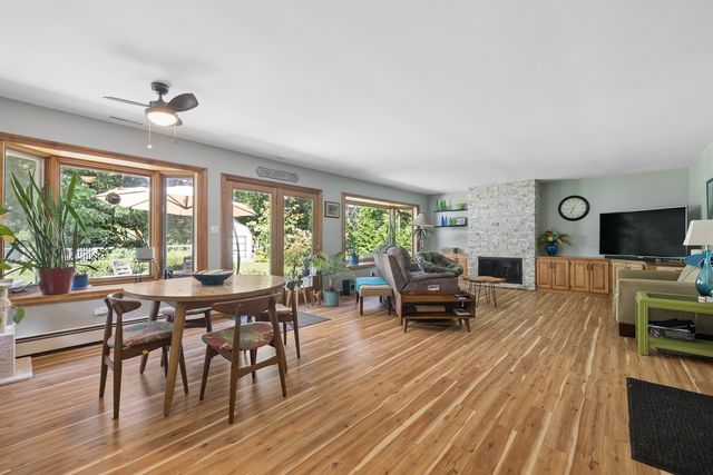 1655 Wagner Road, Batavia, IL 60510