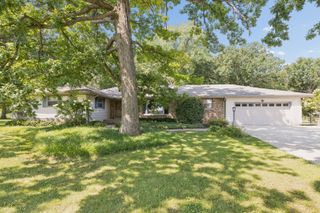 1655 Wagner Road, Batavia, IL 60510