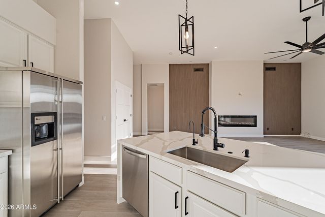 24066 N 76TH Place, Scottsdale, AZ 85255
