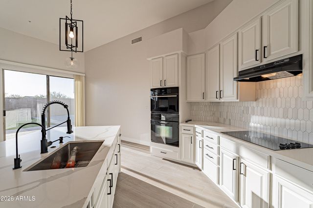 24066 N 76TH Place, Scottsdale, AZ 85255