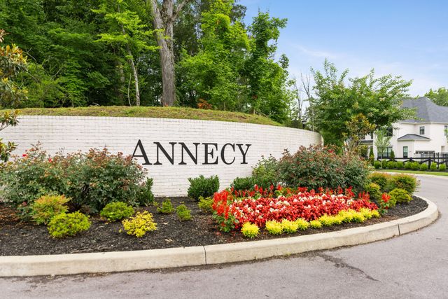 1092 Annecy Pkwy, Nolensville, TN 37135