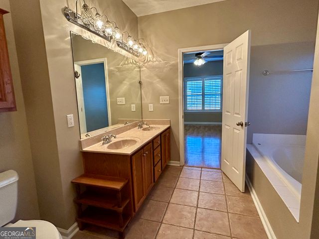 234 Sedgebrooke Drive, Warner Robins, GA 31088