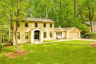 2433 Helmsdale NE Drive, Atlanta, GA 30345