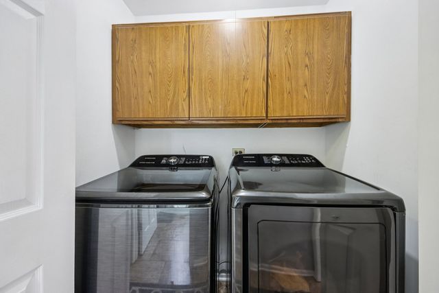 511 Greens View Drive, Algonquin, IL 60102