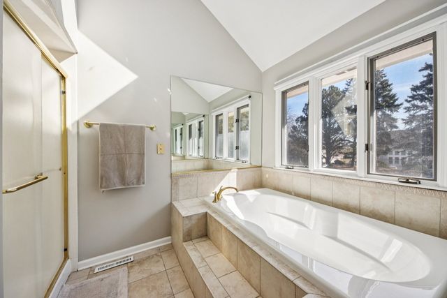 511 Greens View Drive, Algonquin, IL 60102