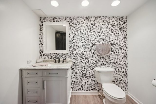 511 Greens View Drive, Algonquin, IL 60102