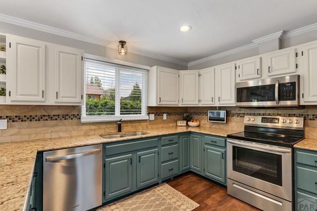 6 Paladin Court, Pueblo, CO 81008