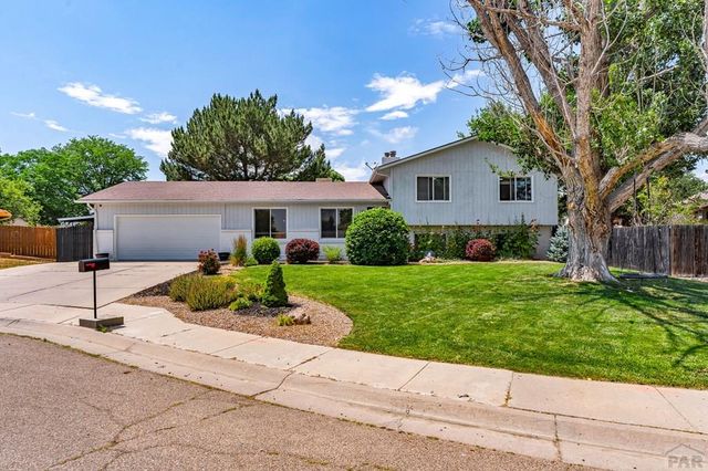 6 Paladin Court, Pueblo, CO 81008