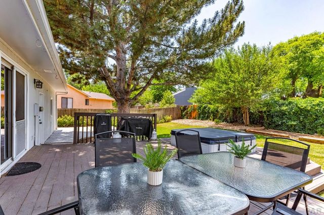 6 Paladin Court, Pueblo, CO 81008