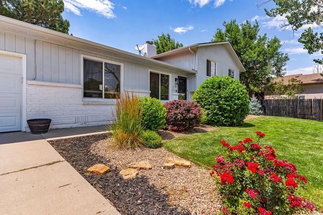 6 Paladin Court, Pueblo, CO 81008