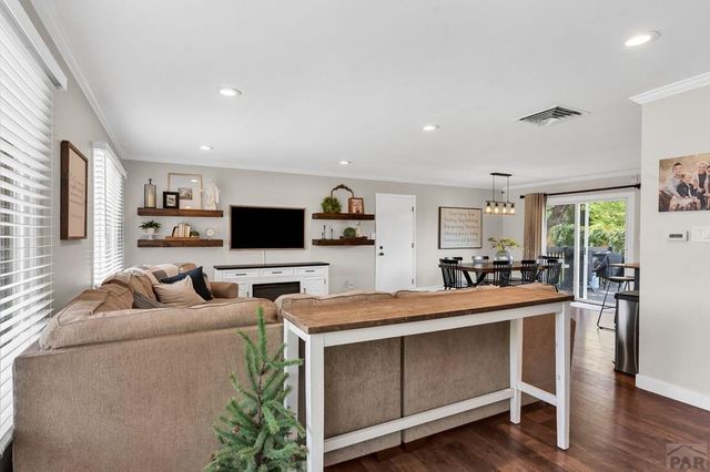 6 Paladin Court, Pueblo, CO 81008