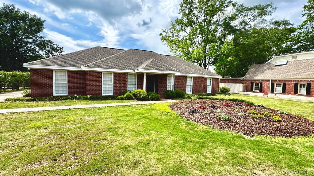 3000 Old Farm Road, Montgomery, AL 36111