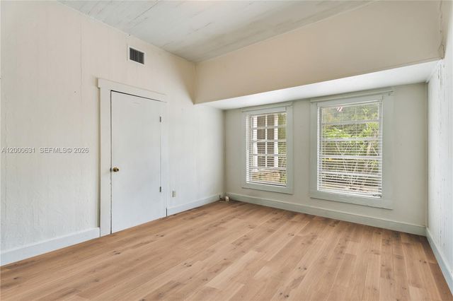 7201 SW 166th St, Palmetto Bay, FL 33157