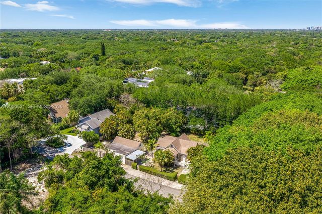 7201 SW 166th St, Palmetto Bay, FL 33157