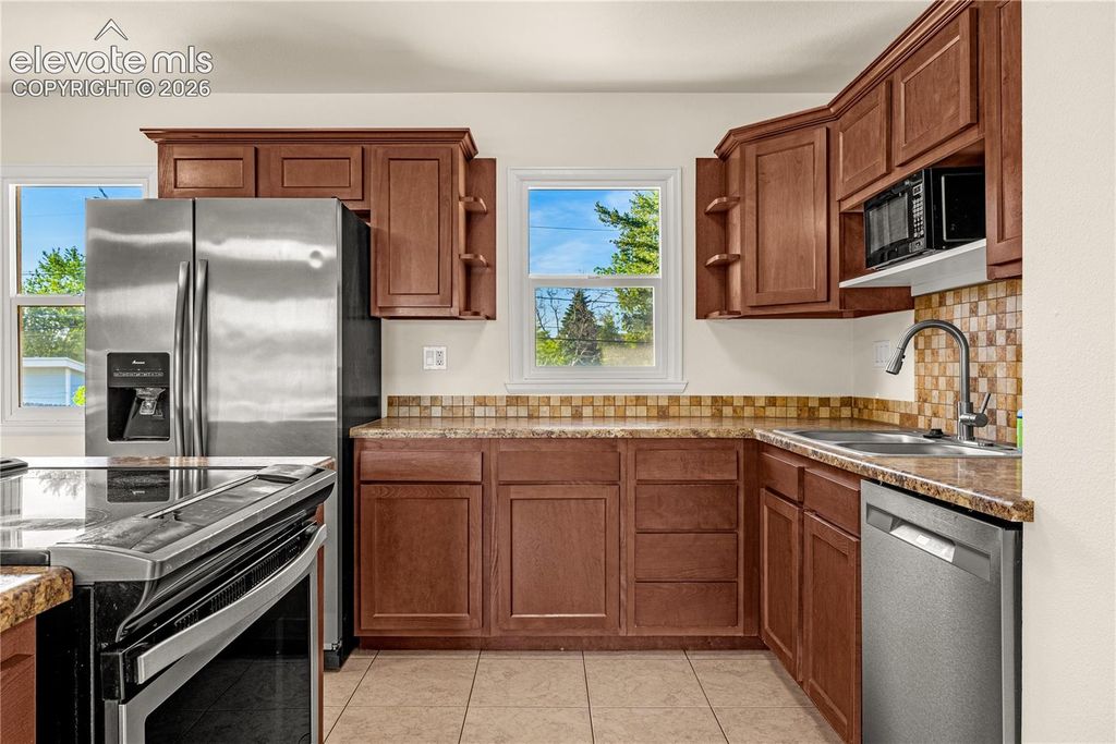 Image 5 of property listing at 2636 E San Miguel Street, Colorado Springs, CO 80909