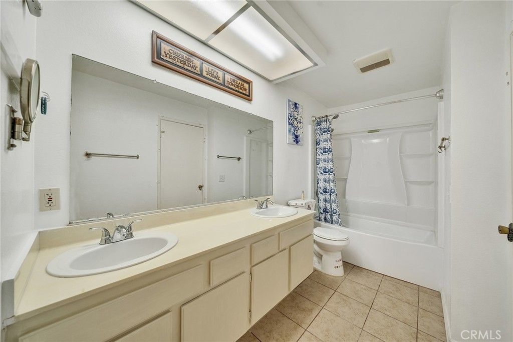 Image 10 of property listing at 2564 Colgate, Riverside, CA 92507