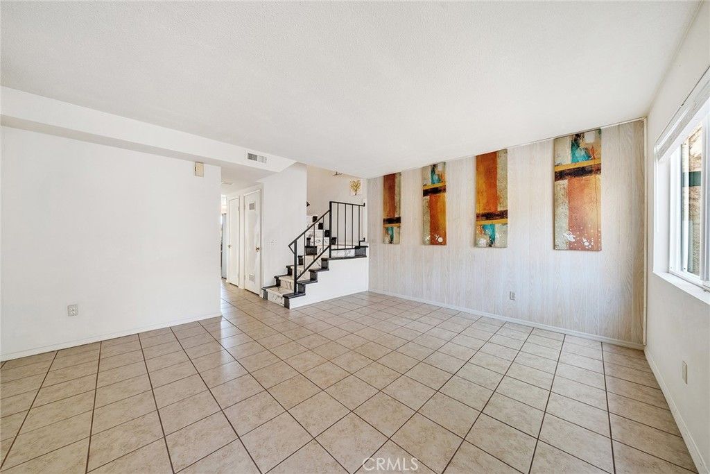 Image 2 of property listing at 2564 Colgate, Riverside, CA 92507