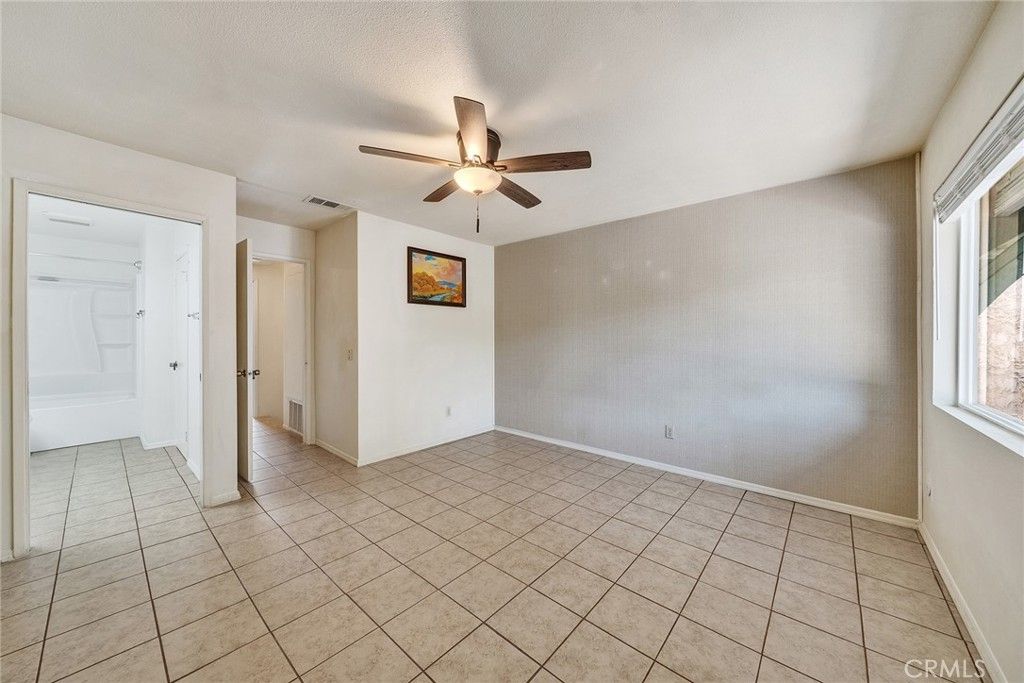 Image 6 of property listing at 2564 Colgate, Riverside, CA 92507