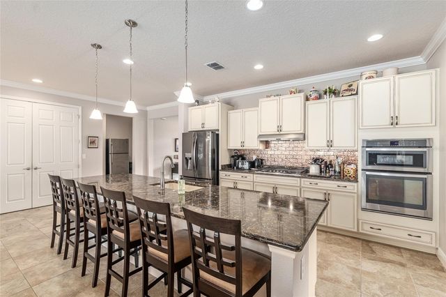 8703 SW 94TH CIRCLE, Ocala, FL 34481