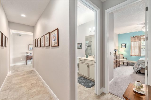 8703 SW 94TH CIRCLE, Ocala, FL 34481