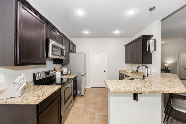 42258 Devall Rd, Prairieville, LA 70769