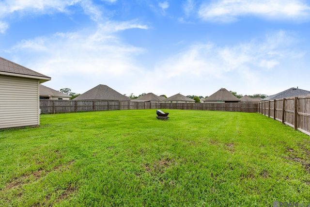 42258 Devall Rd, Prairieville, LA 70769
