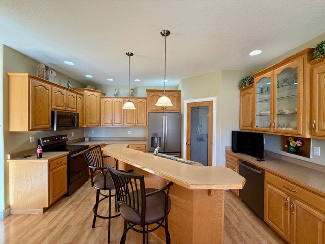 626 43rd Avenue S, Moorhead, MN 56560