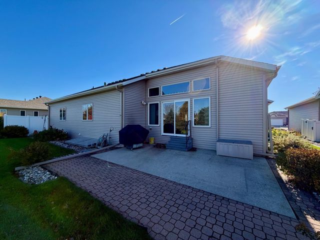 626 43rd Avenue S, Moorhead, MN 56560