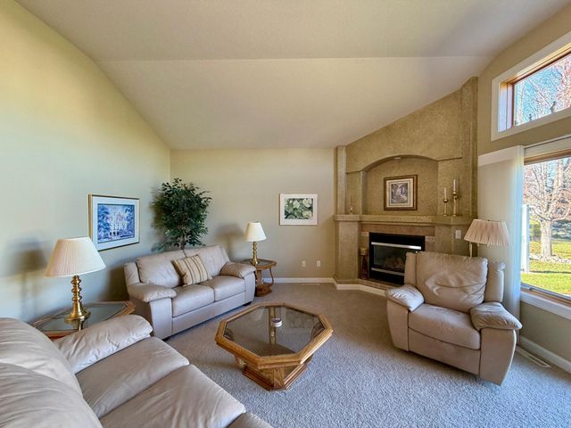 626 43rd Avenue S, Moorhead, MN 56560