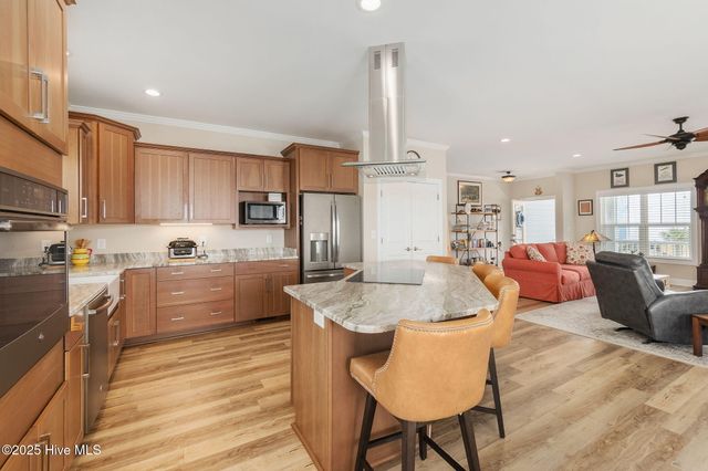 139 Sound Point Drive, Harkers Island, NC 28531