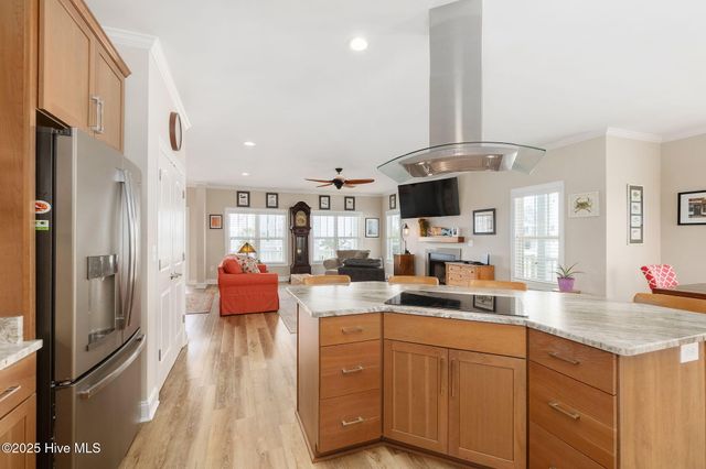 139 Sound Point Drive, Harkers Island, NC 28531