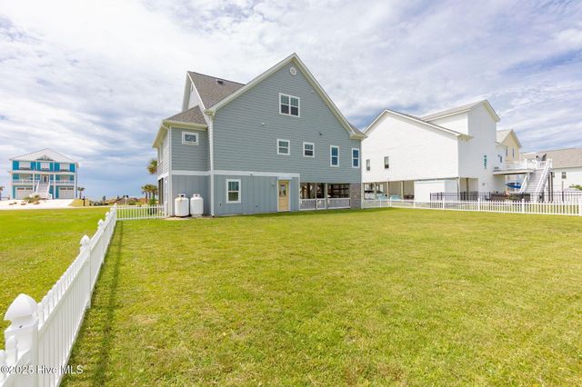 139 Sound Point Drive, Harkers Island, NC 28531