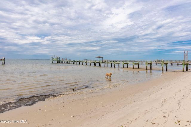 139 Sound Point Drive, Harkers Island, NC 28531