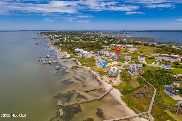 139 Sound Point Drive, Harkers Island, NC 28531