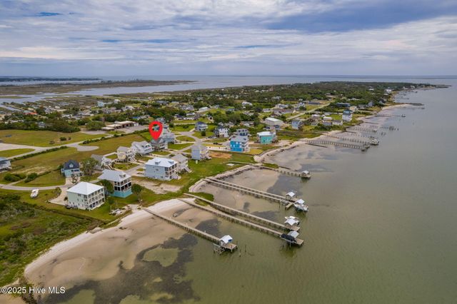139 Sound Point Drive, Harkers Island, NC 28531
