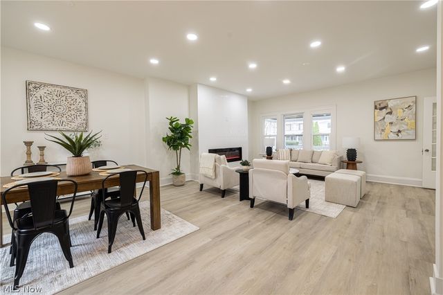 3379 Tullamore Road, Cleveland Heights, OH 44118