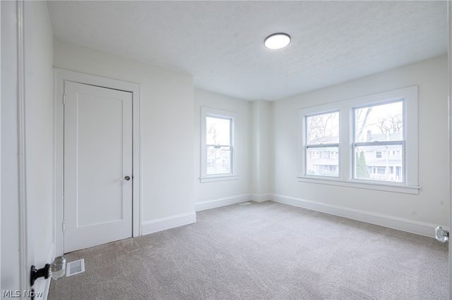 3379 Tullamore Road, Cleveland Heights, OH 44118