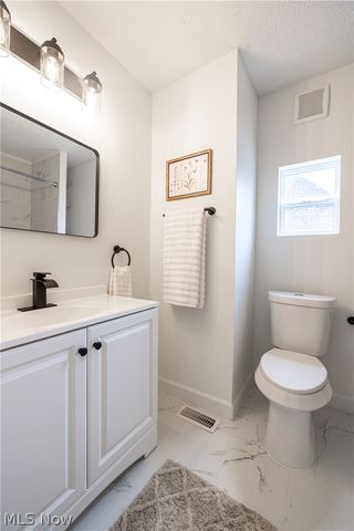 3379 Tullamore Road, Cleveland Heights, OH 44118