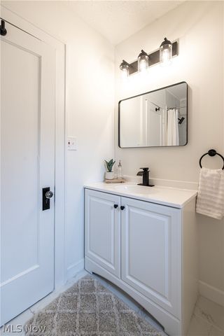 3379 Tullamore Road, Cleveland Heights, OH 44118