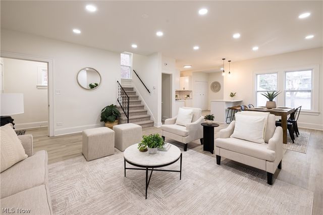 3379 Tullamore Road, Cleveland Heights, OH 44118