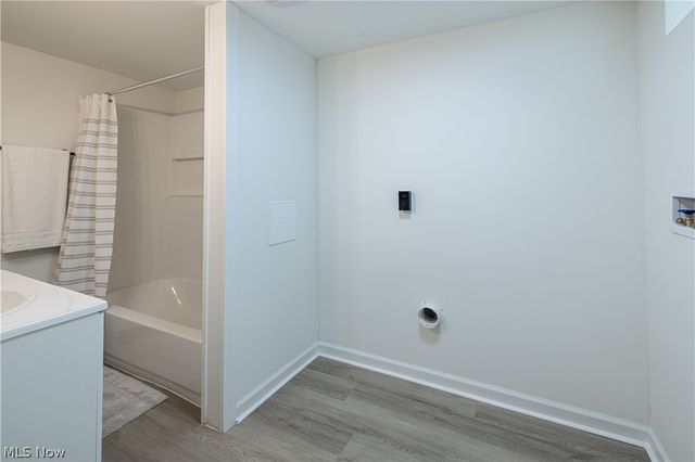 3379 Tullamore Road, Cleveland Heights, OH 44118