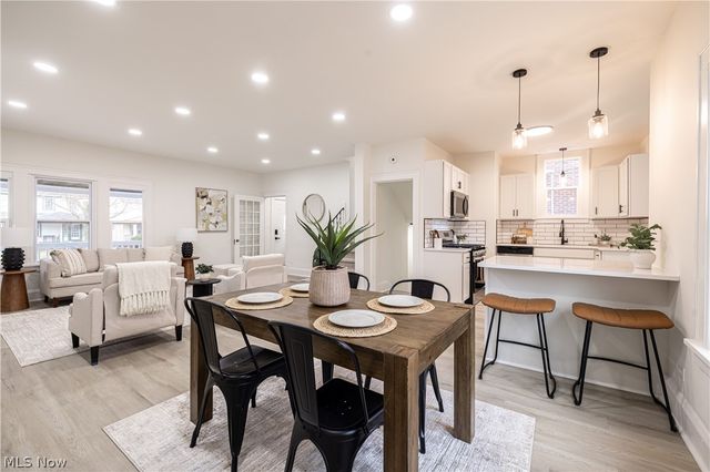 3379 Tullamore Road, Cleveland Heights, OH 44118