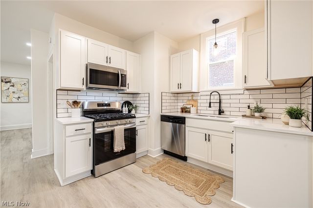 3379 Tullamore Road, Cleveland Heights, OH 44118