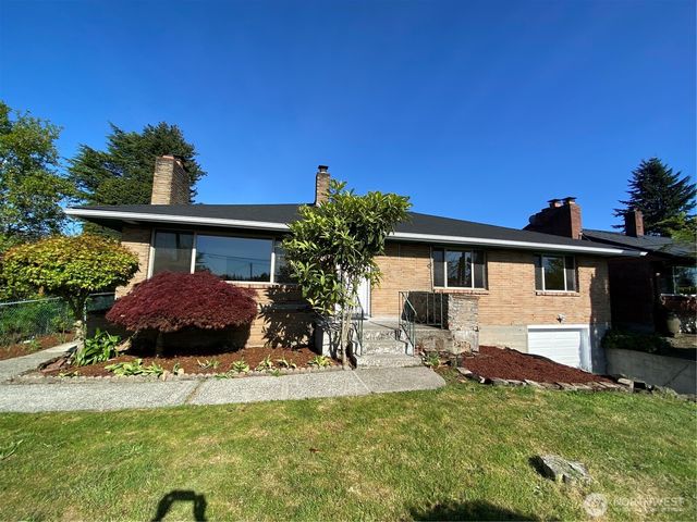 4916 24th Place S, Seattle, WA 98108