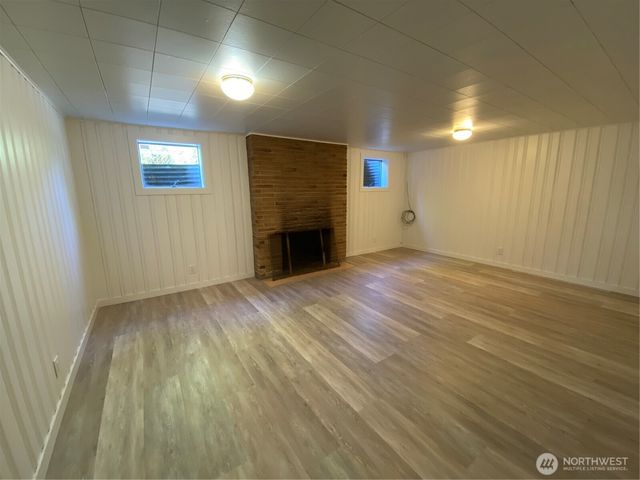 4916 24th Place S, Seattle, WA 98108
