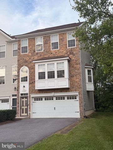 10329 LANTERN LN, Hagerstown, MD 21740